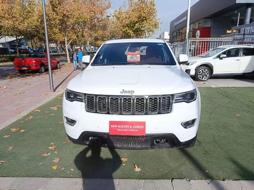 Jeep Grand Cherokee Laredo 4X2 3.6L