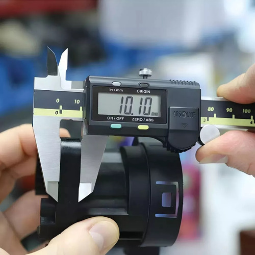 Calibrador Vernier Digital Pie De Rey 8plug Mitutoyo 0-200mm