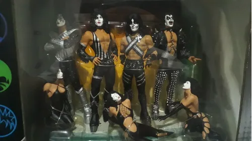 Kiss Love Gun Deluxe Boxed Banda + Garotas Mcfarlane Kiss Love Gun Deluxe Boxed Banda + Garotas Mcfarlane