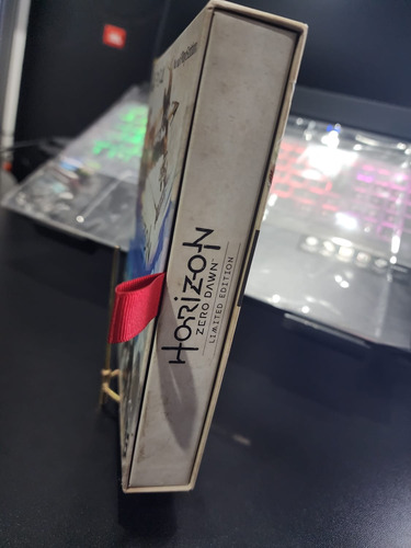 Horizon Zero Down Ps4 Steebook Edition (Usado)
