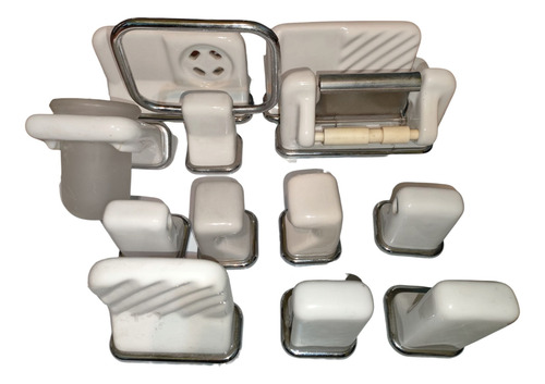 Juego De Accesorios De Baño Toallero, Portapapel, Jabonera Blanco (Usado)