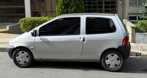 Renault Tiwngo 2012
