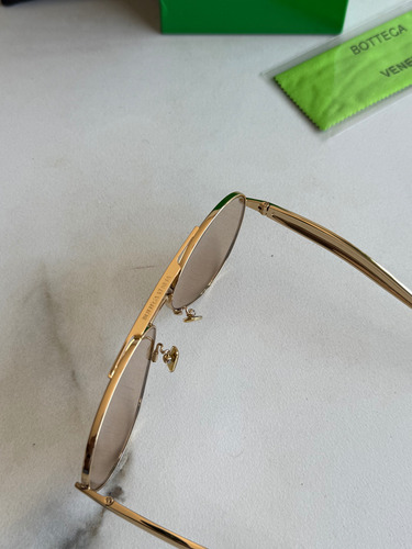 Lentes De Sol Bottega Veneta Sardine Miu Miu Chanel Ysl Océano Dorado Claro Dorado Dorado
