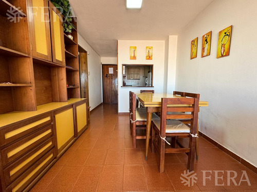 Venta De Departamento De 4 Ambientes Con Cochera Y Patio En Villa Gesell