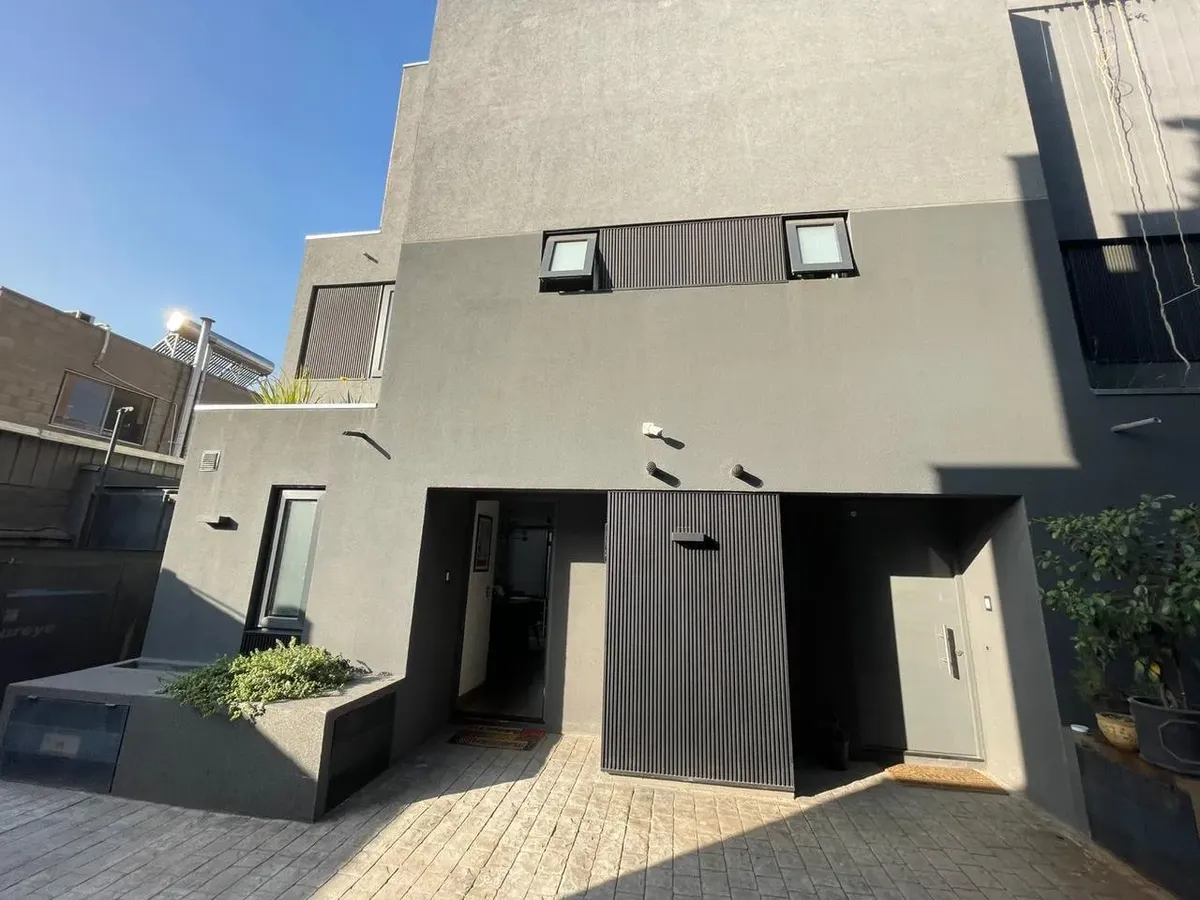Imagen 5 de 30 de Venta Semi Nueva Townhouse Calle Lautaro, Providencia