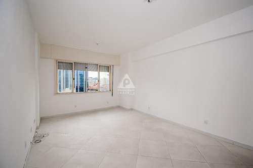Imagem 2 de 23 de Kitnet/conjugado No Centro Disponível Para Venda Na Privilégio Imóveis. - 46909