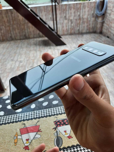 Samsung Galaxy S10