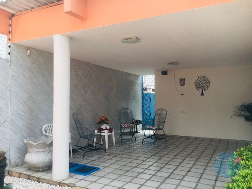 Imagem 4 de 15 de Casa No Tirol - V-11350