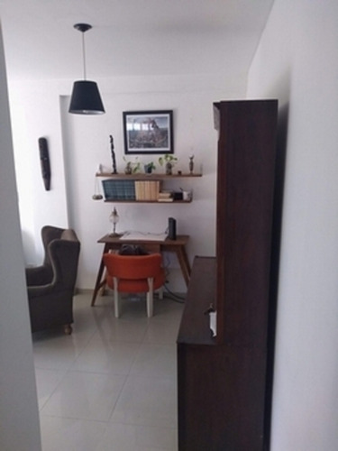 Imagen 2 de 10 de Monoambiente Con Balcon