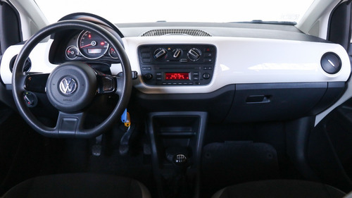 Volkswagen Up! 1.0 High Up! 75cv 3 P - 103454 - C