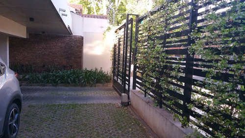 Imagen 6 de 30 de Venta Cochera Semicubierta En Olivos