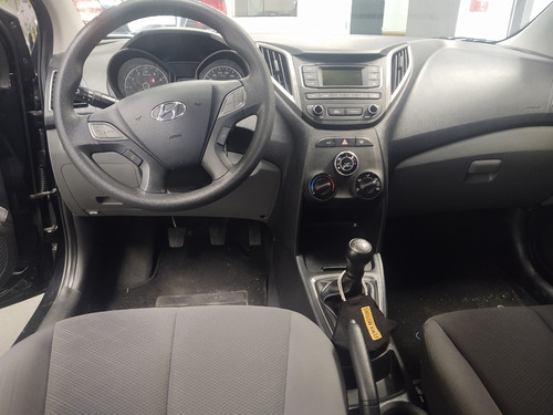 Imagem 12 de 13 de Hyundai Hb20s 2019 1.0 Comfort Plus Manual Financio E Troco