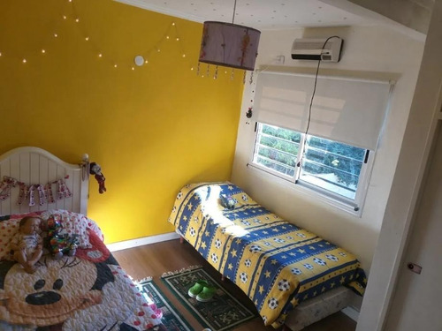 Imagen 9 de 14 de Permuta - Casa Ph De 4 Ambientes Con Entrada Independiente En Venta - Ituzaingo Norte