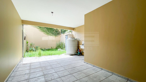 Triplex 2 Dormitorios Venta - Olivos-maipu/uzal