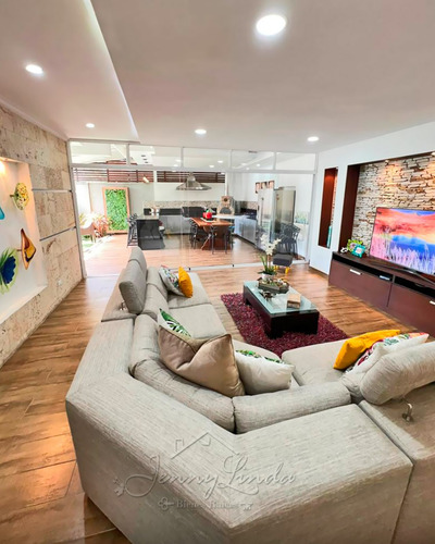 En Venta: Espectacular Quinta En El Castaño, Conjunto Residencial Castaño Park, Maracay, Aragua