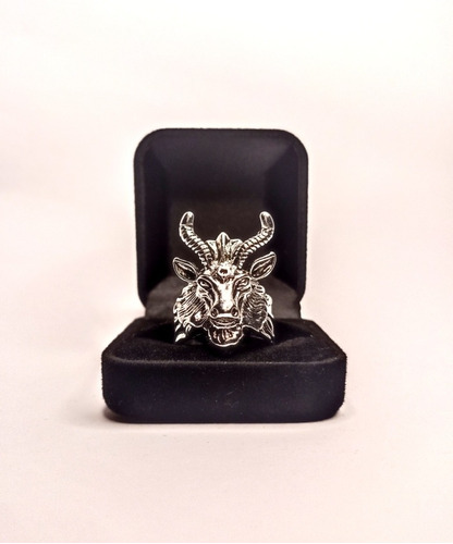 Anillo De Acero Inoxidable Chivo Pentagrama Plateado Número9