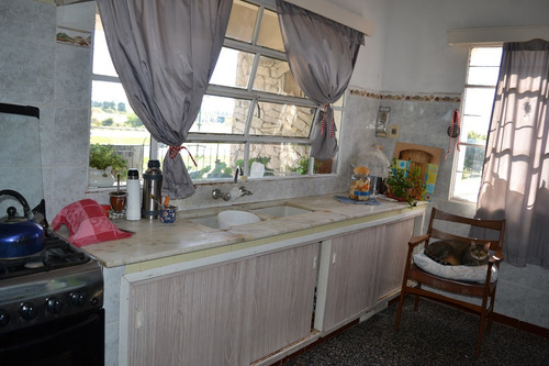 Imagen 5 de 10 de Casa En Venta De 2 Dormitorios