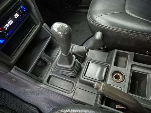 Mitsubishi Montero 3.0 V13