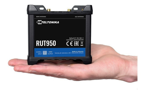 Roteador Teltonika Rut950 Dual Sim Ethernet Wifi Handcell 4G, cor preta