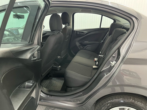 Fiat Cronos 1.0 Drive Flex 4p
