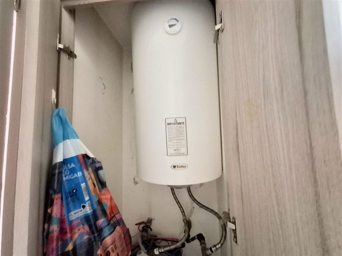 Departamento En Venta De 2 Dorm. En Santiago