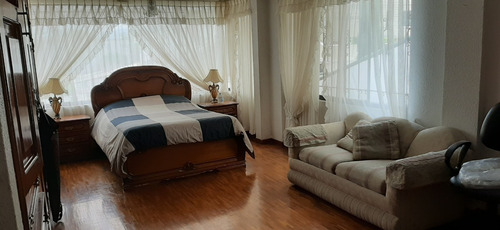 Imagen 8 de 11 de Oportunidad !! Casa Comercial - Vendo Cumbayá - La Primavera, Casa Grande !!