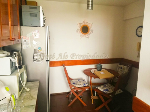 Imagen 9 de 12 de En Venta Apartamento De Dos Dormitorios Centrico Colonia Del Sacramento