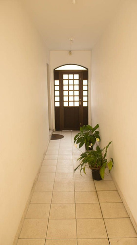 Casa À Venda Na Rua Eusébio Da Silva, Parque Maria Domitila, São Paulo - Sp - Liv-11414