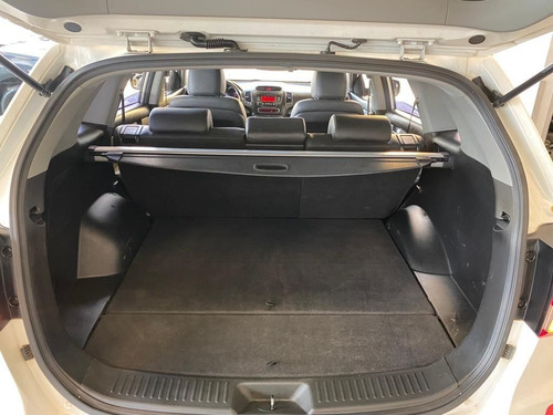 Imagem 19 de 20 de Kia Sorento 2.4 Ex 4x2 16v