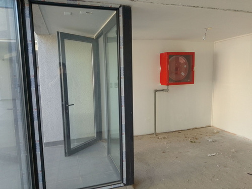 Nuevo Local En Duble Almeyda A Pasos De Metro Ñuñoa