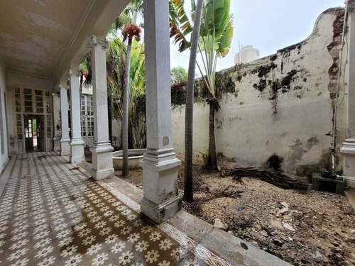 Casona Colonial A Dos Cuadras Del Parque De La Mejorada