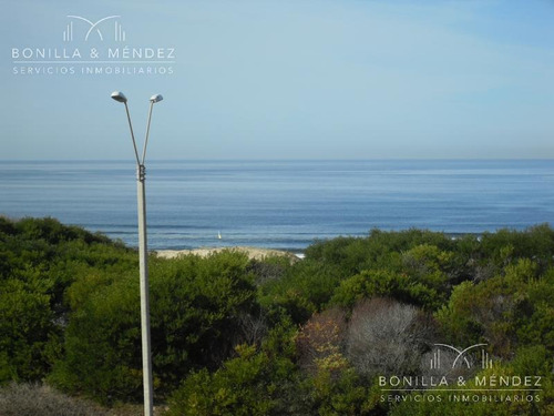 Magnífica Unidad Esquinera En Villa Brava Ii, 200 M2 Propios