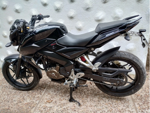 Rouser  Ns200