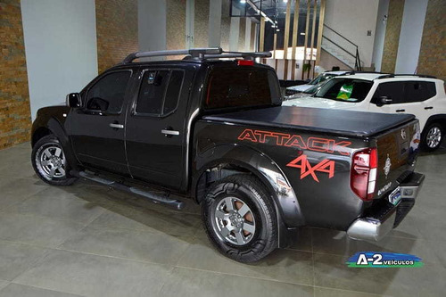 Imagem 6 de 13 de Nissan Frontier Sv Attack Cd 4x4 2.5 Tb Diesel 2015