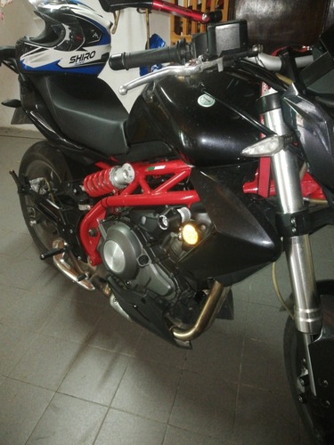 Benelli Tnt 300