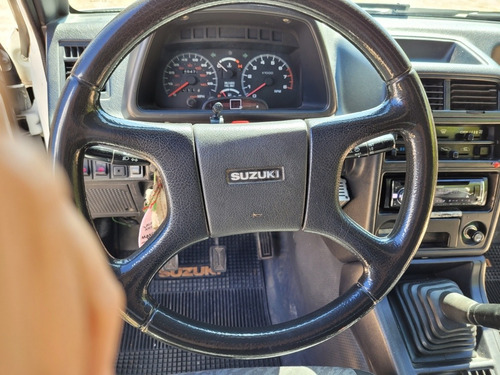 Imagen 17 de 19 de Suzuki Vitara 1995 1.6 Jlx Sidekick - 4x4