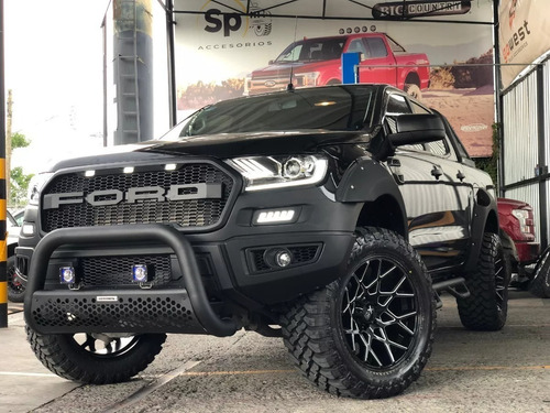 Imagen 2 de 4 de Faros Principales Ford Ranger Tipo Raptor 2017 Directo