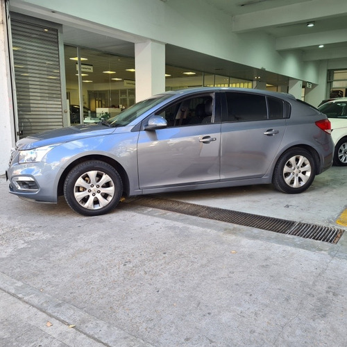 Imagen 2 de 25 de Chevrolet Cruze Usado 2016 1.8 Lt Mt 5 P