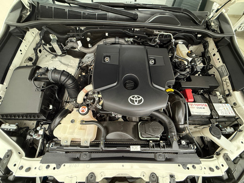 Toyota Hilux Pick-Up 2.8 Cd Srv 177cv 4x2 At