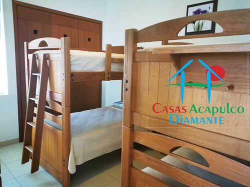 Cad Mayan Lakes 1-501. En Condominio Con Club De Playa. Terraza Con Vista A La Alberca Y Jardines