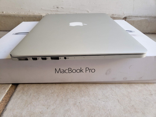 Apple Macbook Pro 2015 13 Core I5 8gb Ram 256gb Ssd (Usado)