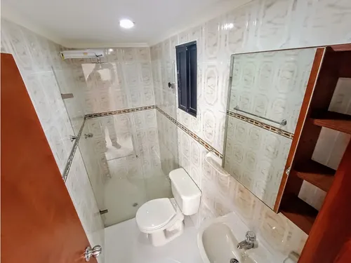 Amplio Apartamento Con Excelente Ubicacion En Medellin La Candelaria