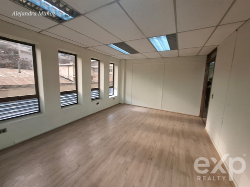 Oficina En Arriendo En Providencia