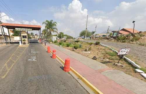 Casa En Venta En Paseos De Santiago, En Coyula, Jalisco -avf07
