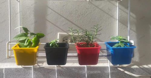 Materos Plasticos Pequeños O Semilleros Colgante X Docena