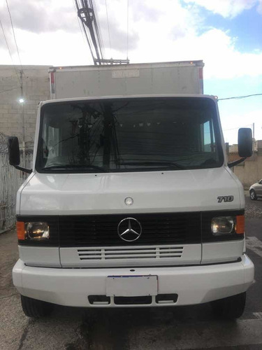 Imagem 2 de 15 de Mb 710 Plus No Bau Ano 2008