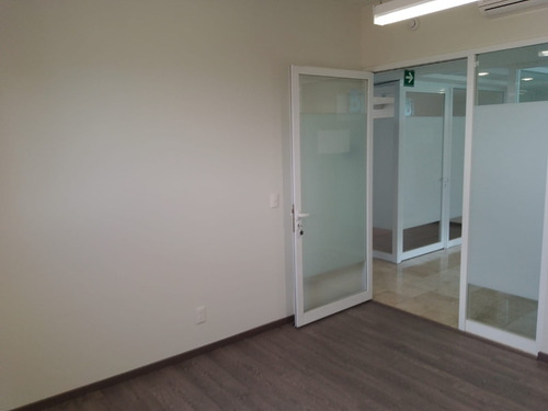Oficinas 208, 209, 211 En Santa Fe