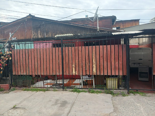 Venta De Casa Sector Chacarillas, Macul