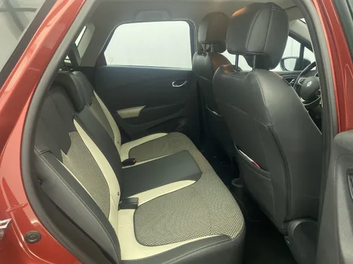 Renault Captur 2.0 Intens Automática