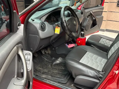 Renault Logan 1.6 Expression 2014